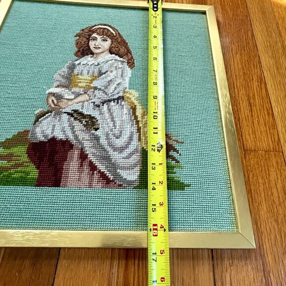 Vintage Needlepoint Portrait of Colonial Woman in Dress in Gold Frame - Picture 7 of 11